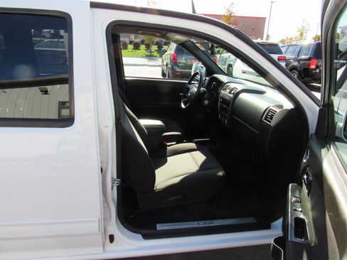 Used 2012 GMC Canyon SLE RWD image 20