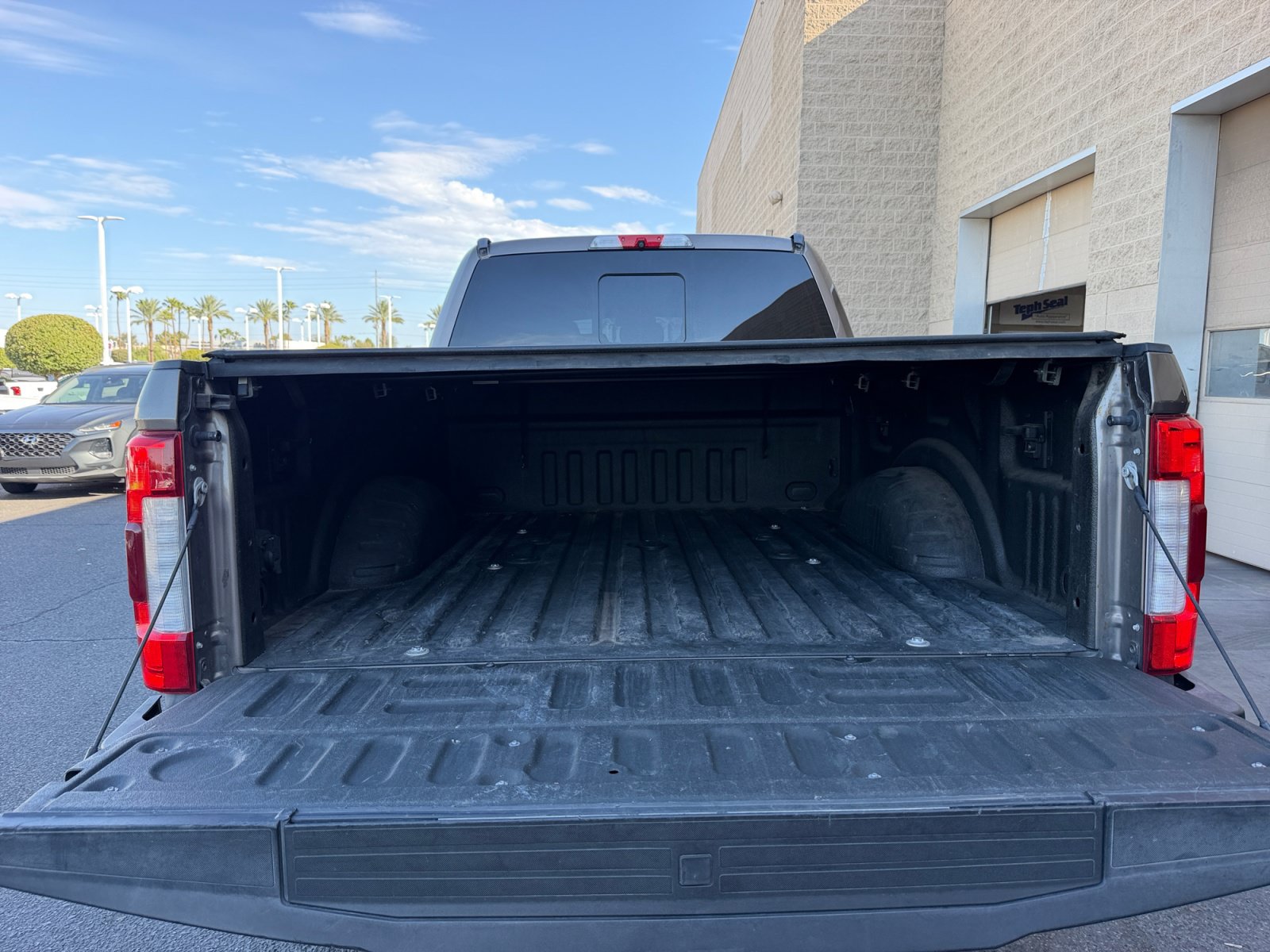 Used 2019 Ford F350 Lariat w/ Lariat Ultimate Package AWD/4WD image 33