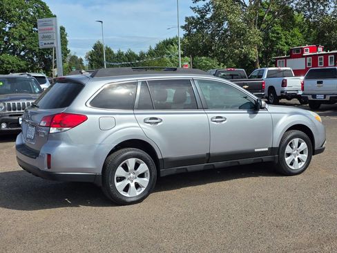 Used 2011 Subaru Outback 2.5i Limited AWD/4WD image 30