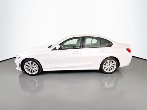 Used 2023 BMW 330i Sedan w/ Premium Package RWD image 6