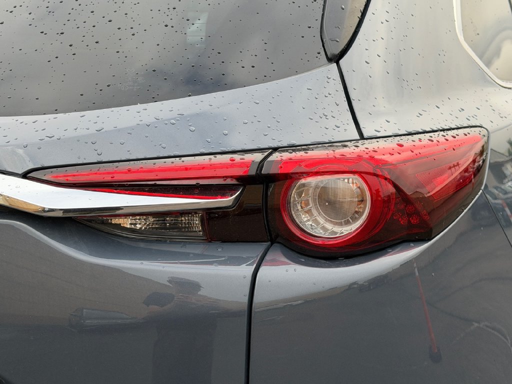 Used 2023 MAZDA CX-9 Carbon Edition AWD/4WD image 11