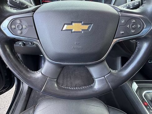 Used 2020 Chevrolet Traverse LT w/ LT Premium Package AWD/4WD image 22
