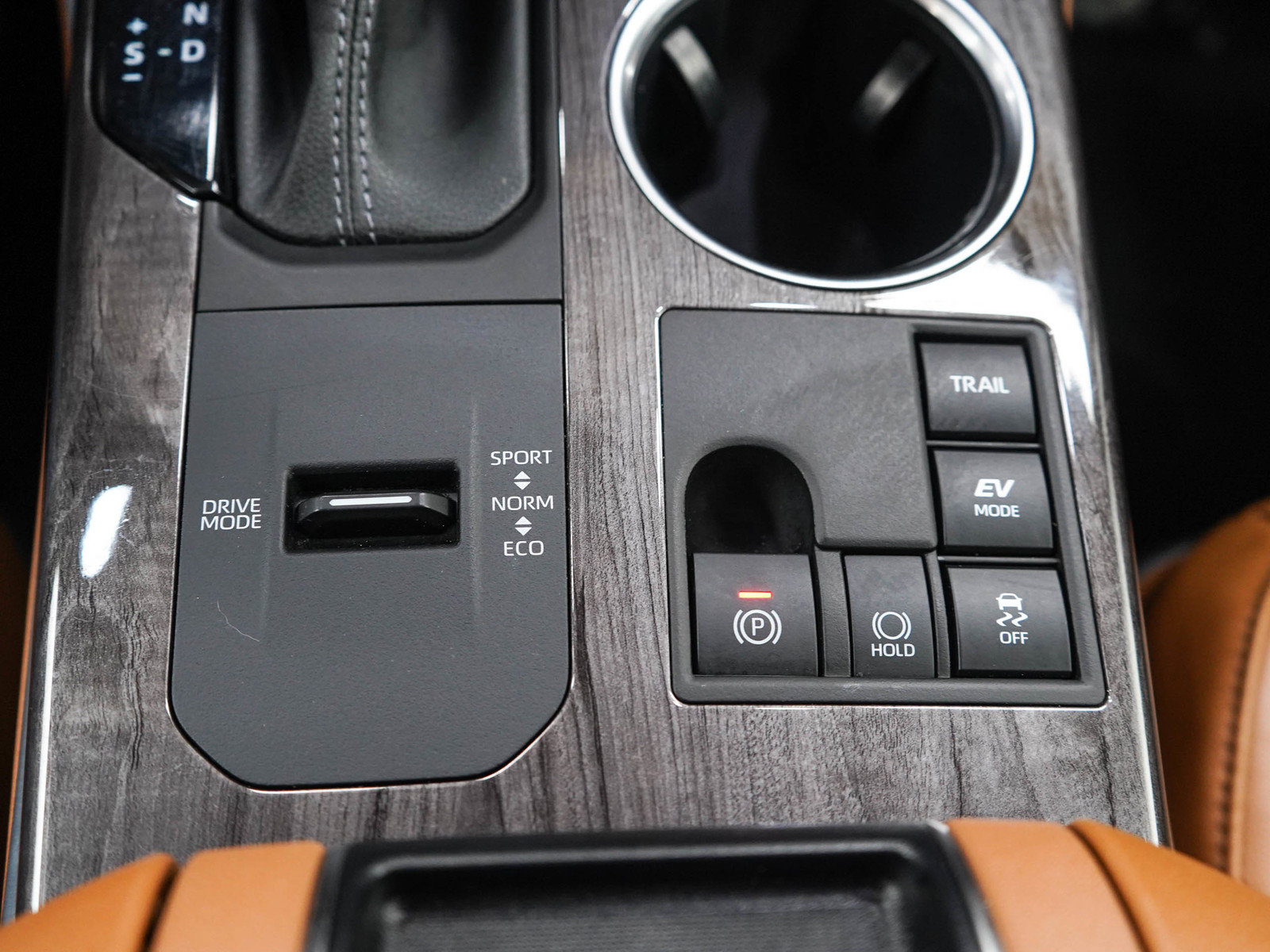 Used 2023 Toyota Highlander Platinum AWD/4WD image 24