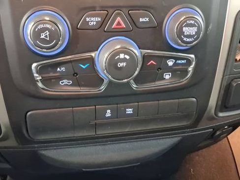 Used 2015 RAM 1500 Big Horn AWD/4WD image 30