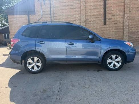 Used 2016 Subaru Forester 2.5i Premium AWD/4WD image 3