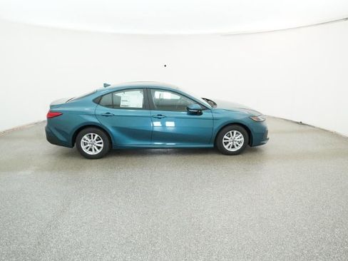 New 2026 Toyota Camry LE image 11