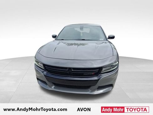 Used 2019 Dodge Charger SXT w/ Plus Group RWD image 2