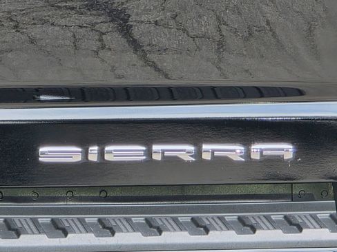 Used 2024 GMC Sierra 2500 Denali Ultimate w/ Max Trailering Package AWD/4WD image 40