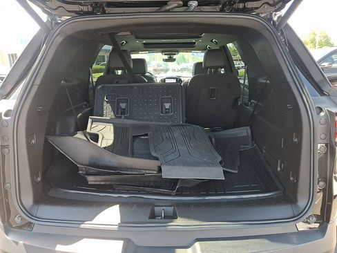 Certified 2023 Chevrolet Traverse RS w/ LPO, Floor Liner Package AWD/4WD image 31