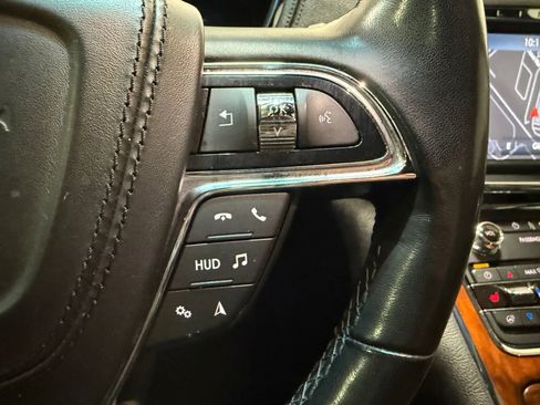 Used 2019 Lincoln Continental Reserve image 23