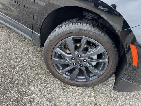 Used 2024 Chevrolet Equinox RS image 36
