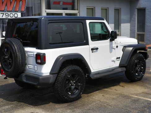 Used 2021 Jeep Wrangler Sport AWD/4WD image 14