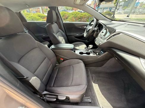 Used 2023 Chevrolet Malibu LT w/ Driver Confidence Package FWD image 40