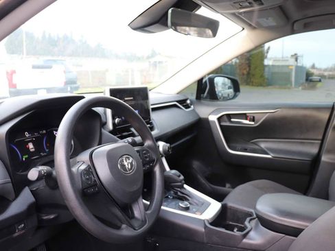 Certified 2024 Toyota RAV4 XLE image 10