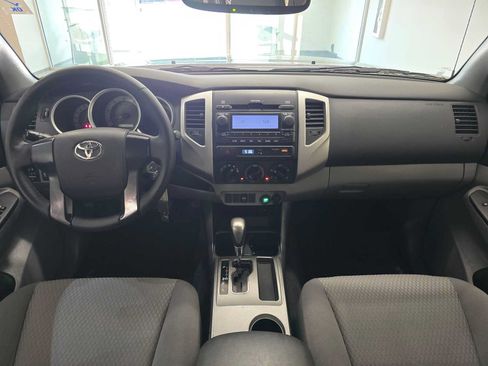 Used 2012 Toyota Tacoma 2WD Access Cab w/ SR5 Pkg image 10