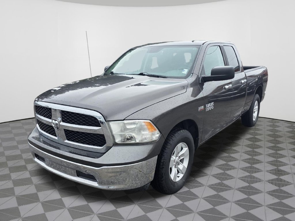 Used 2015 RAM 1500 Classic SLT RWD image 2