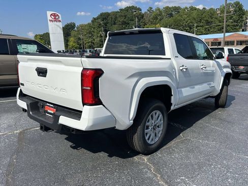 New 2026 Toyota Tacoma SR5 RWD image 3