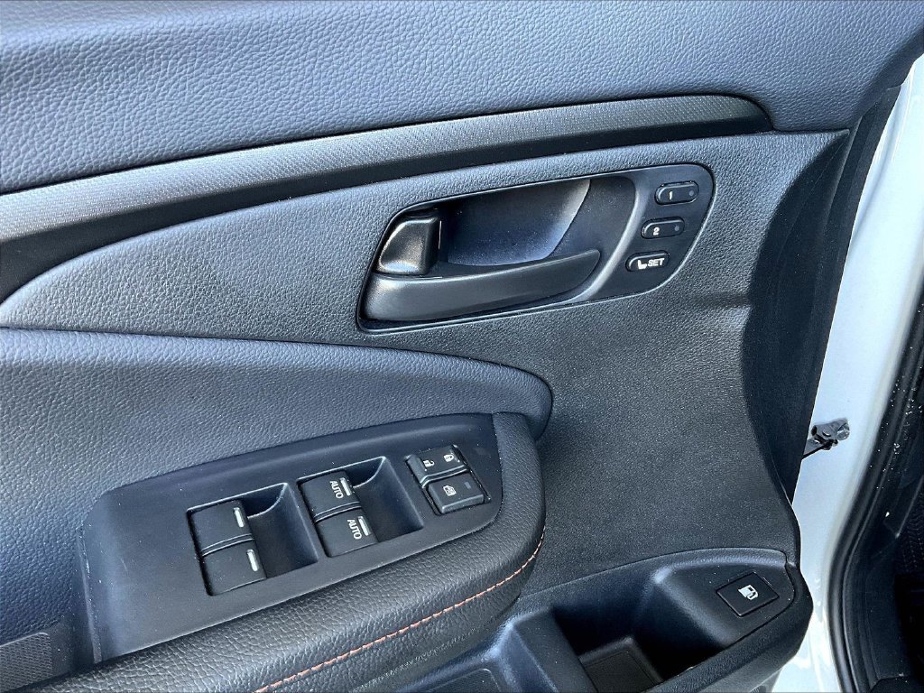Used 2025 Honda Ridgeline TrailSport image 19