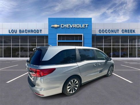 Used 2024 Honda Odyssey EX-L image 8