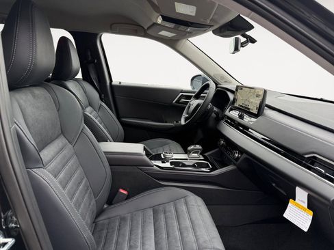 Used 2025 Mitsubishi Outlander SE AWD/4WD image 15