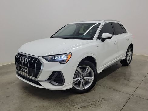 Used 2021 Audi Q3 2.0T Premium w/ Convenience Package image 35