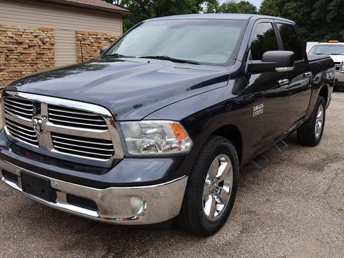 Used 2015 RAM 1500 Big Horn AWD/4WD image 4