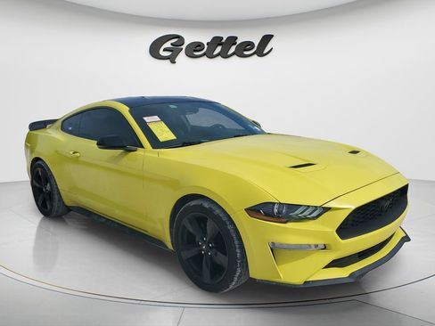 Used 2021 Ford Mustang Premium w/ Equipment Group 201A RWD image 3