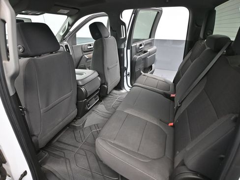 Used 2022 Chevrolet Silverado 2500 LT AWD/4WD image 39