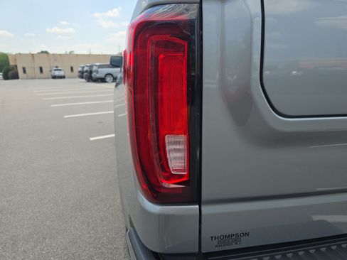 Used 2024 GMC Sierra 1500 Denali AWD/4WD image 34