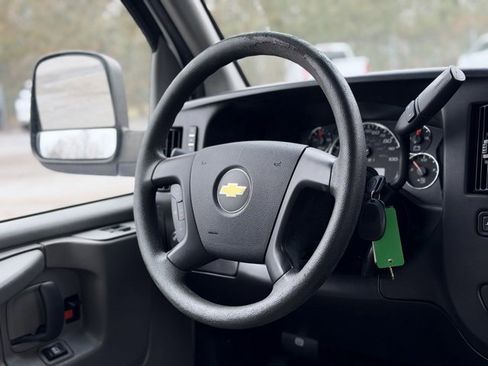 Used 2014 Chevrolet Express 3500 LT w/ LT Preferred Equipment Group image 16