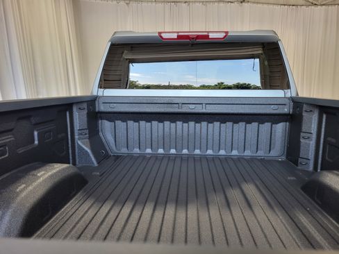 New 2025 Chevrolet Silverado 2500 Custom w/ Custom Value Package image 8