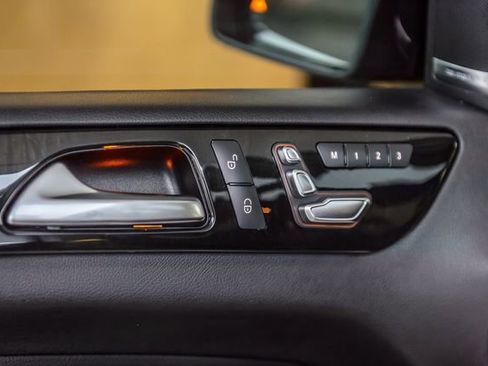 Used 2018 Mercedes-Benz GLS 450 4MATIC w/ Premium Package image 47