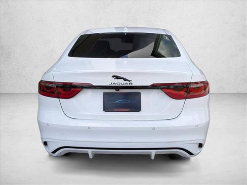New 2024 Jaguar XF R-Dynamic SE AWD/4WD image 7