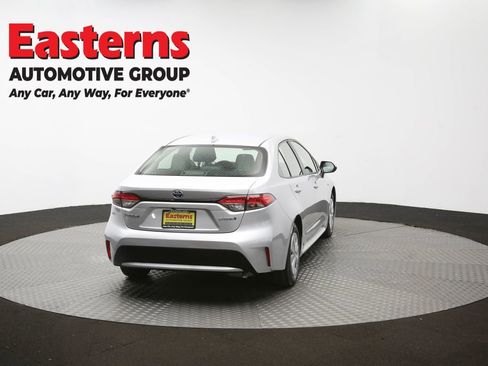 Used 2021 Toyota Corolla LE w/ Carpet Mat Package (TMS) image 37