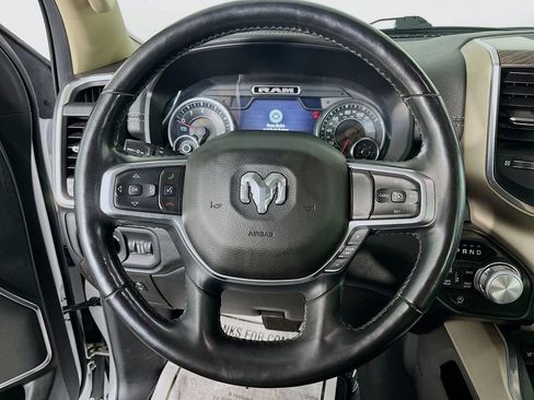 Used 2019 RAM 1500 Laramie AWD/4WD image 14