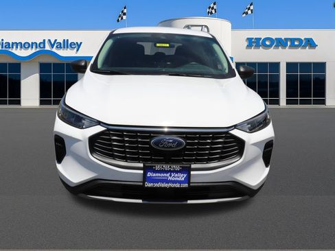 Used 2024 Ford Escape Active FWD image 2