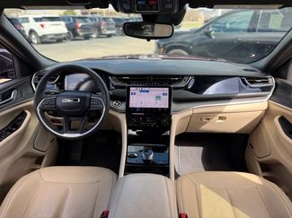 Used 2023 Jeep Grand Cherokee 4WD 4xe video 2