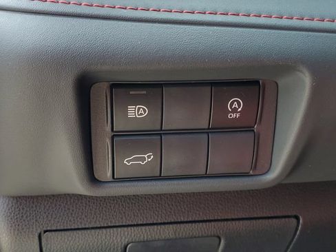Used 2023 Toyota Highlander XSE AWD/4WD image 19