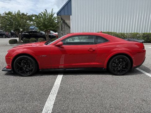 Used 2014 Chevrolet Camaro Z/28 RWD image 4