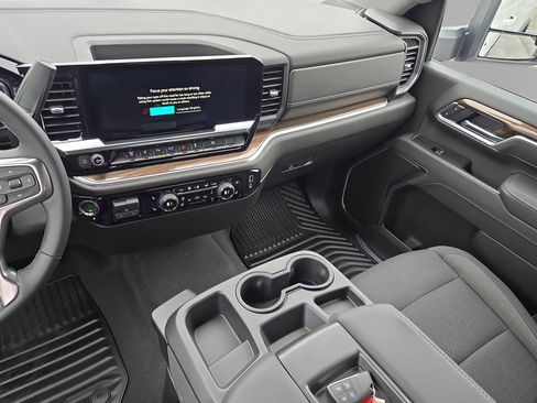 New 2026 Chevrolet Silverado 2500 LT w/ All Star Edition image 16