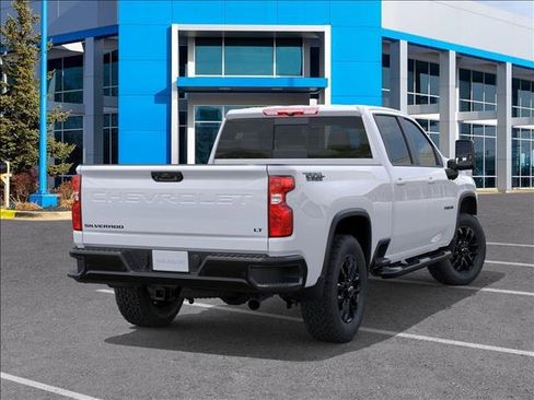 New 2026 Chevrolet Silverado 2500 LT image 4