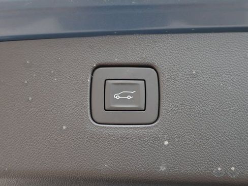 Certified 2025 Buick Envista Sport Touring w/ Convenience I Package FWD image 14