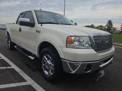 Used 2007 Ford F150 XLT AWD/4WD image 1