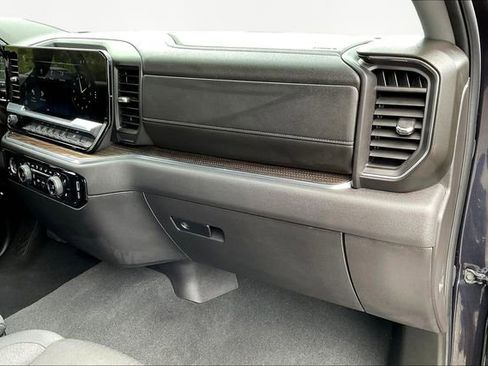 Used 2024 Chevrolet Silverado 1500 RST image 18