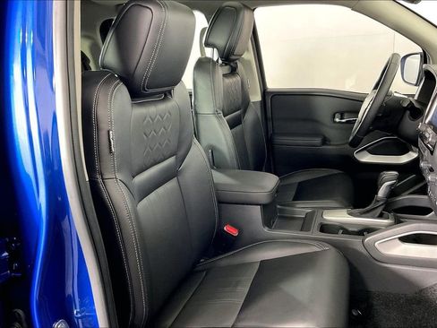 Certified 2024 Nissan Frontier SL w/ Technology Package RWD image 10