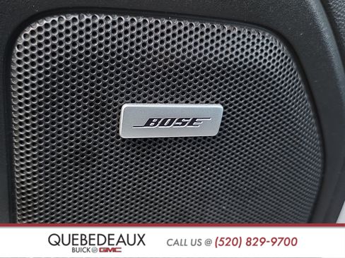 Used 2021 GMC Sierra 1500 AT4 w/ AT4 Preferred Package AWD/4WD image 11
