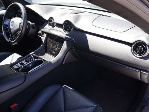 Used 2025 Karma Revero Luxury RWD image 31