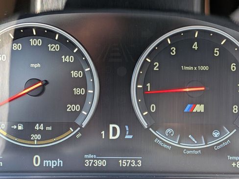 Used 2014 BMW M5 RWD image 10