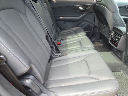 Used 2025 Audi Q7 3.0T Prestige w/ Prestige Package AWD/4WD image 19