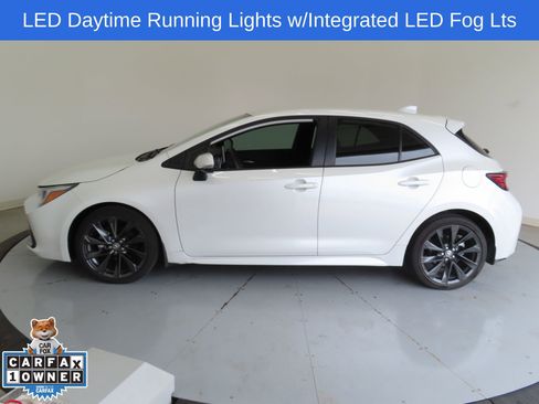 Used 2023 Toyota Corolla XSE image 8